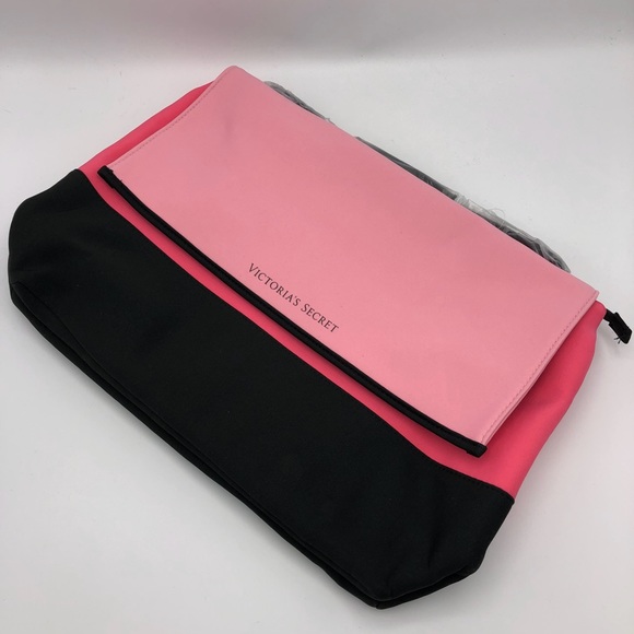 Victoria’s Secret Limited Edition Insulated Cooler - Picture 1 of 6